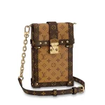 Vertical Trunk Pochette M67873